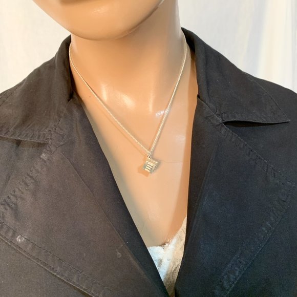 Authentic Tiffany & Co 925 Silver Atlas Cube Necklace - Picture 9 of 9